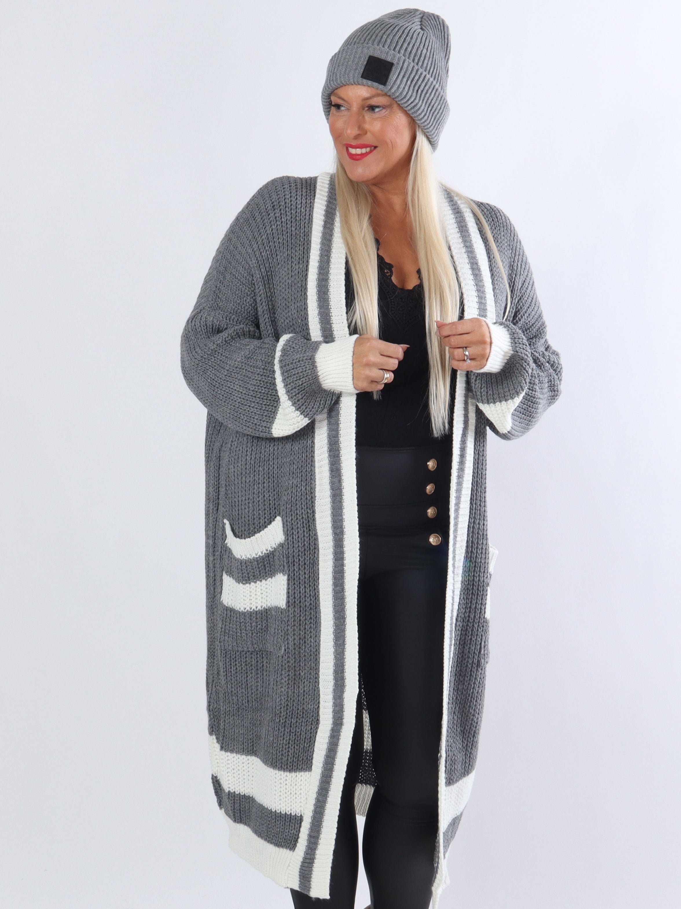 Kit - Lang plus size cardigan i strik med hvid stribe